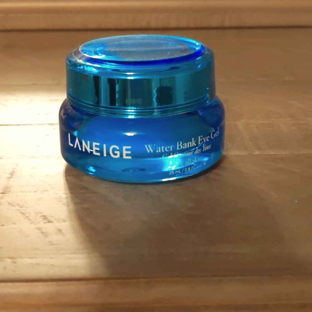 Laneige water bank eye gel
